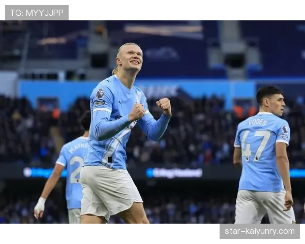 哈兰德本赛季禁区抢点破门能力升级，对后防线的压制力显著增强